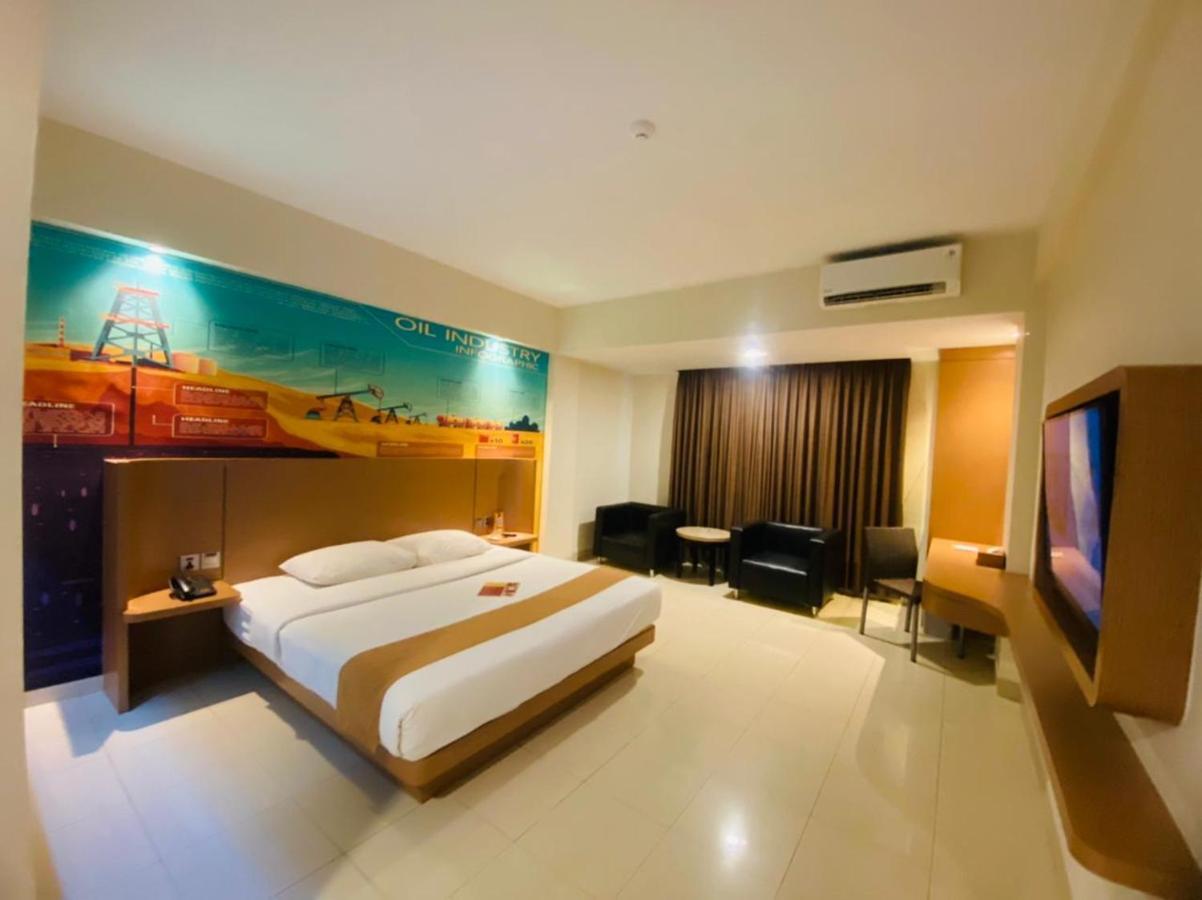 Comforta Dumai Hotel Buitenkant foto