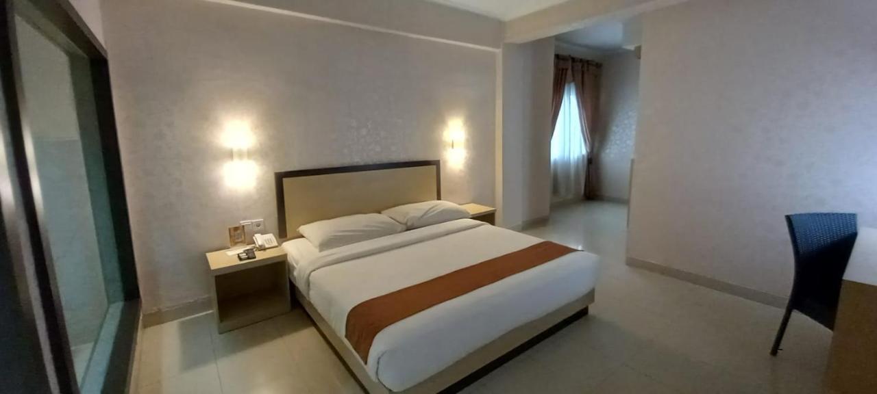 Comforta Dumai Hotel Buitenkant foto