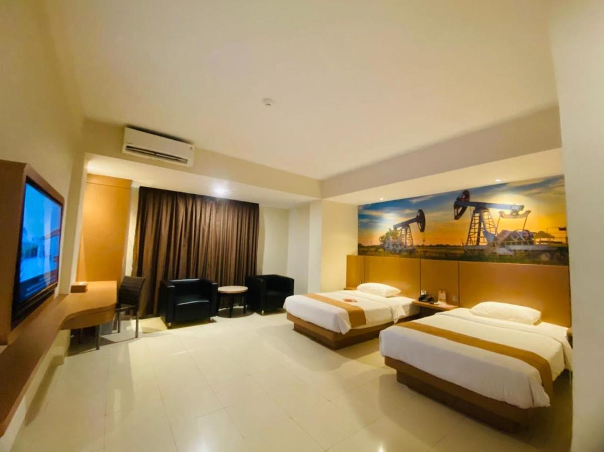 Comforta Dumai Hotel Buitenkant foto