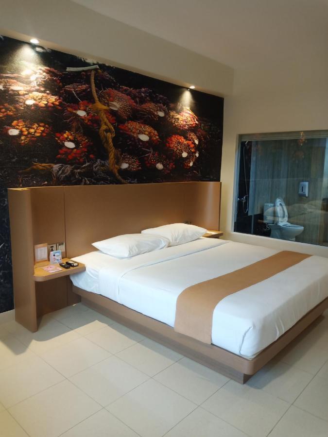 Comforta Dumai Hotel Buitenkant foto